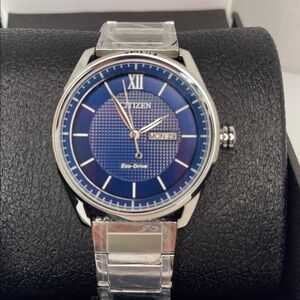 NEW in Box Citizen Men's Eco-Drive Classic Watch Stainless Blue Face NIB
